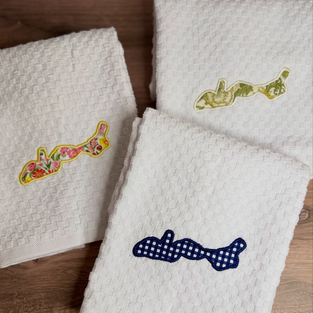 Lake Geneva Appliqué Kitchen Hand Towels